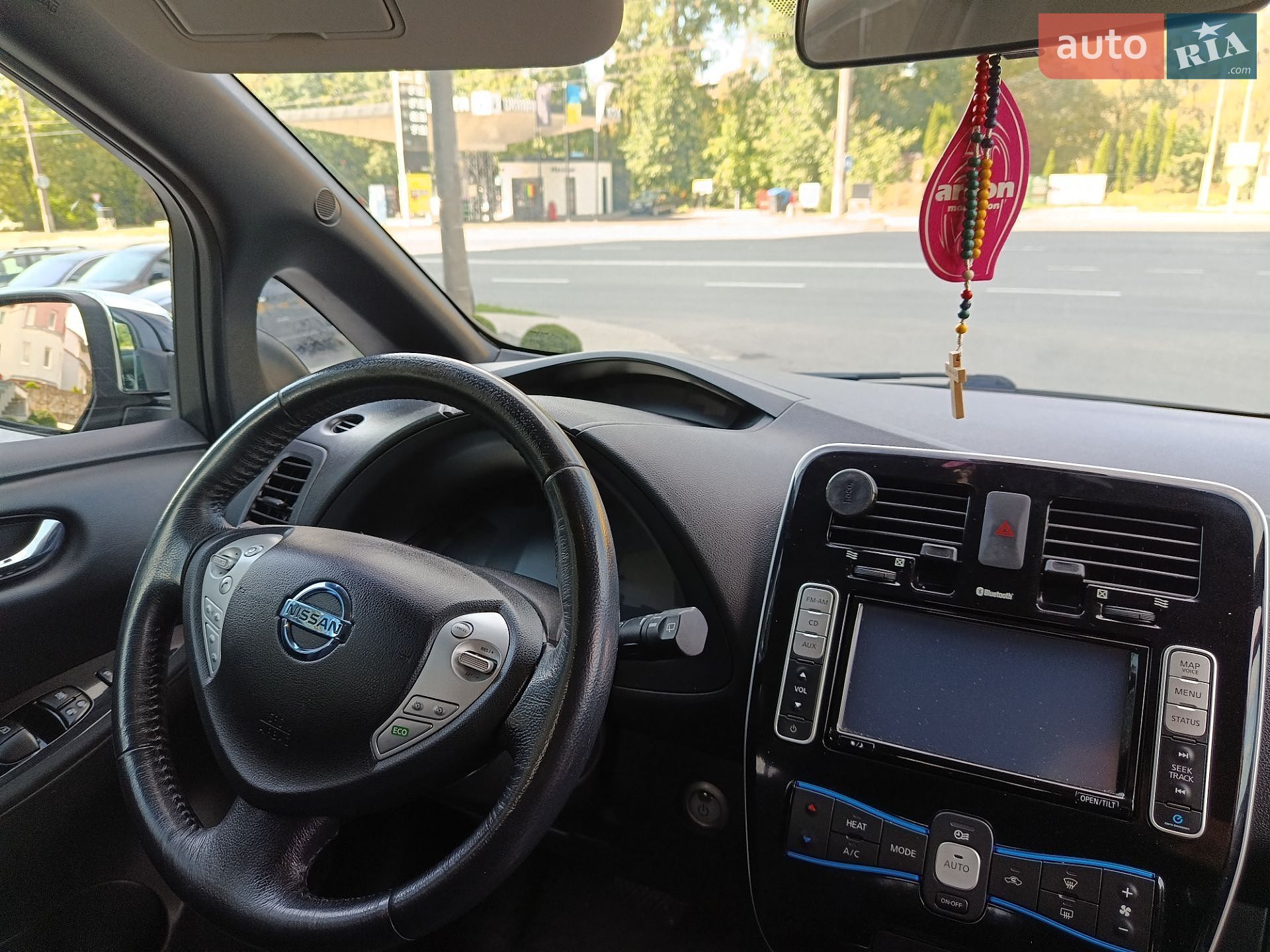 Nissan Leaf 2014 VIN SJNFAAZE0U6010303 фото оголошення 12 з 18
