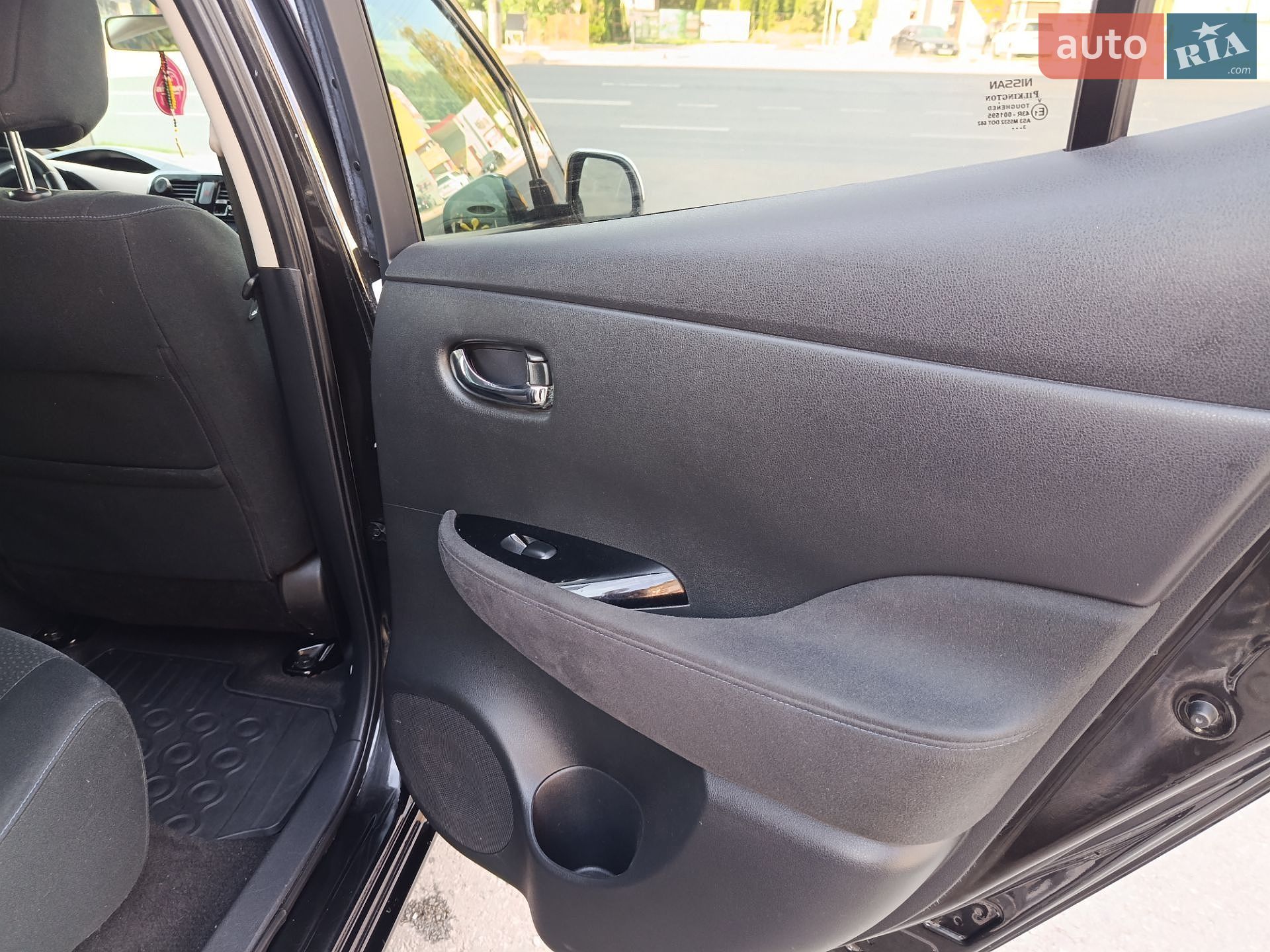 Nissan Leaf 2014 VIN SJNFAAZE0U6010303 фото оголошення 14 з 18