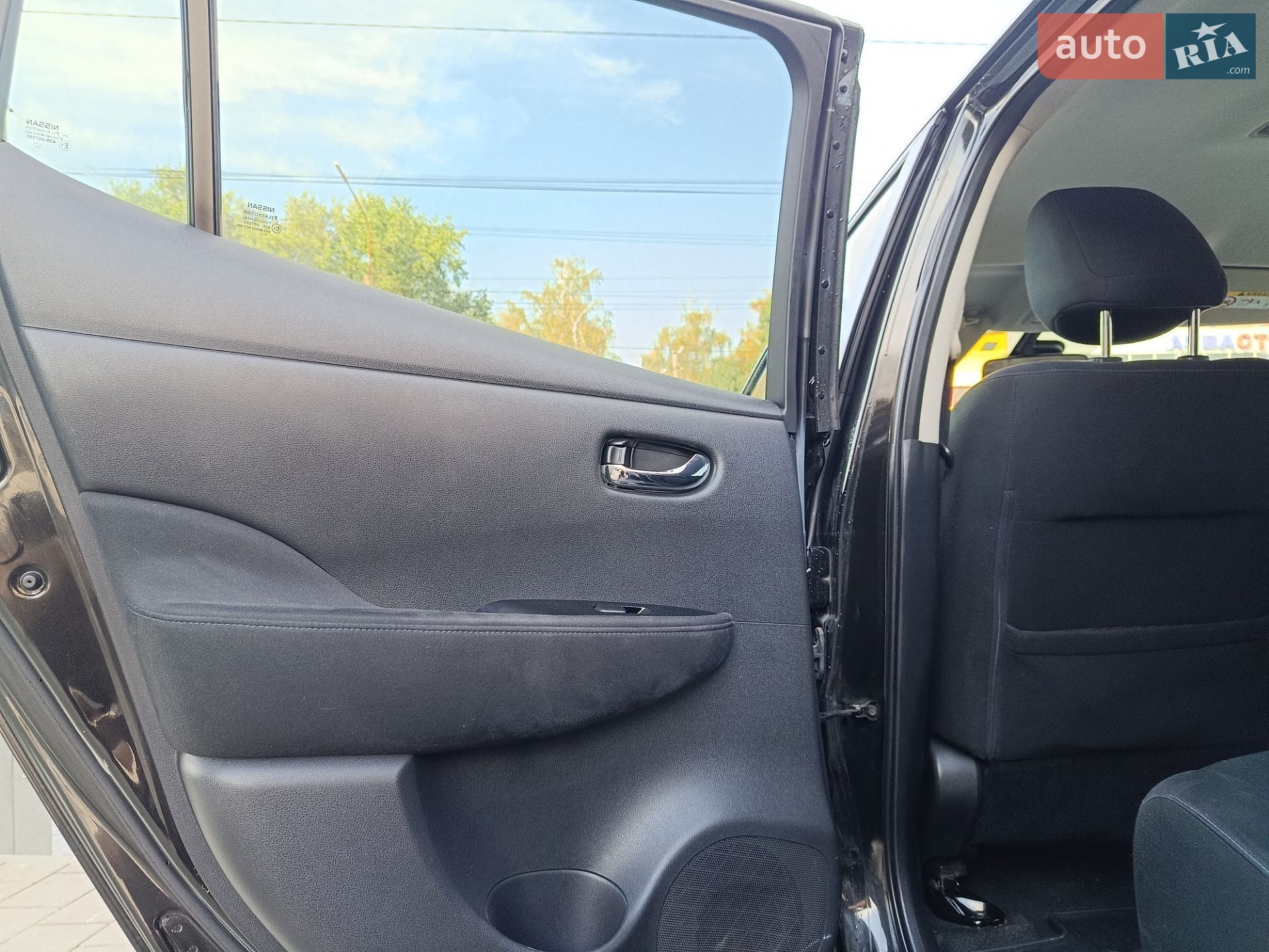 Nissan Leaf 2014 VIN SJNFAAZE0U6010303 фото оголошення 15 з 18