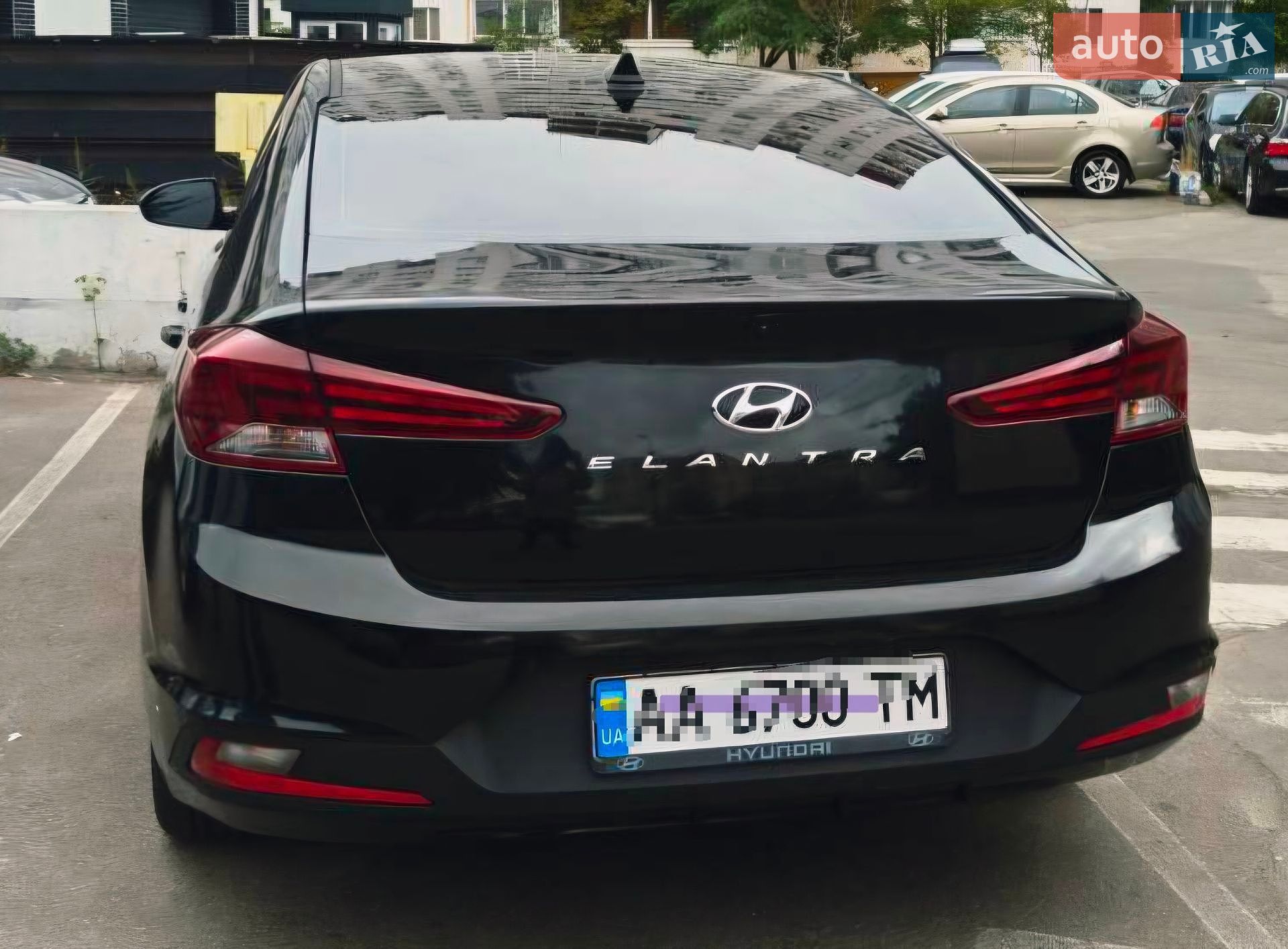 Hyundai Elantra 2019 VIN 5NPD84LF5KH444210 фото оголошення 12 з 14