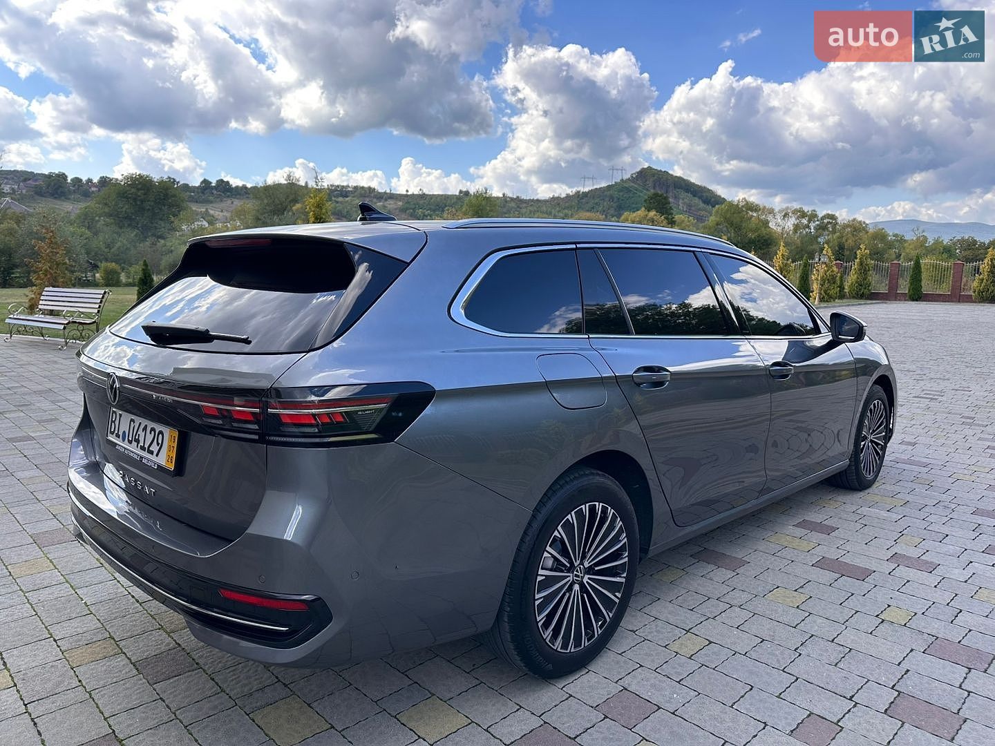 Volkswagen Passat 2025 VIN WVWZZZCJ4RD018870 фото оголошення 14 з 76