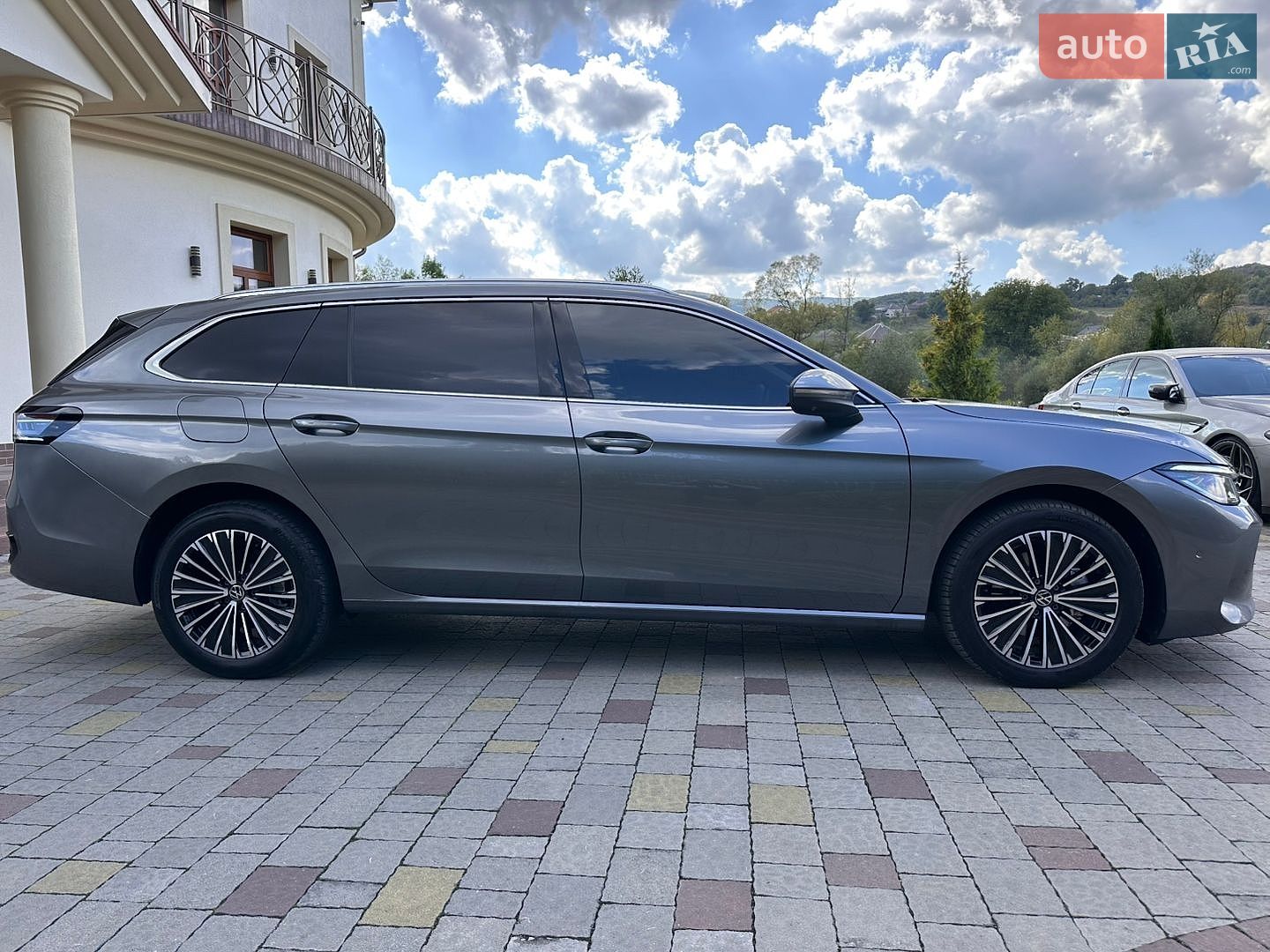 Volkswagen Passat 2025 VIN WVWZZZCJ4RD018870 фото оголошення 10 з 76