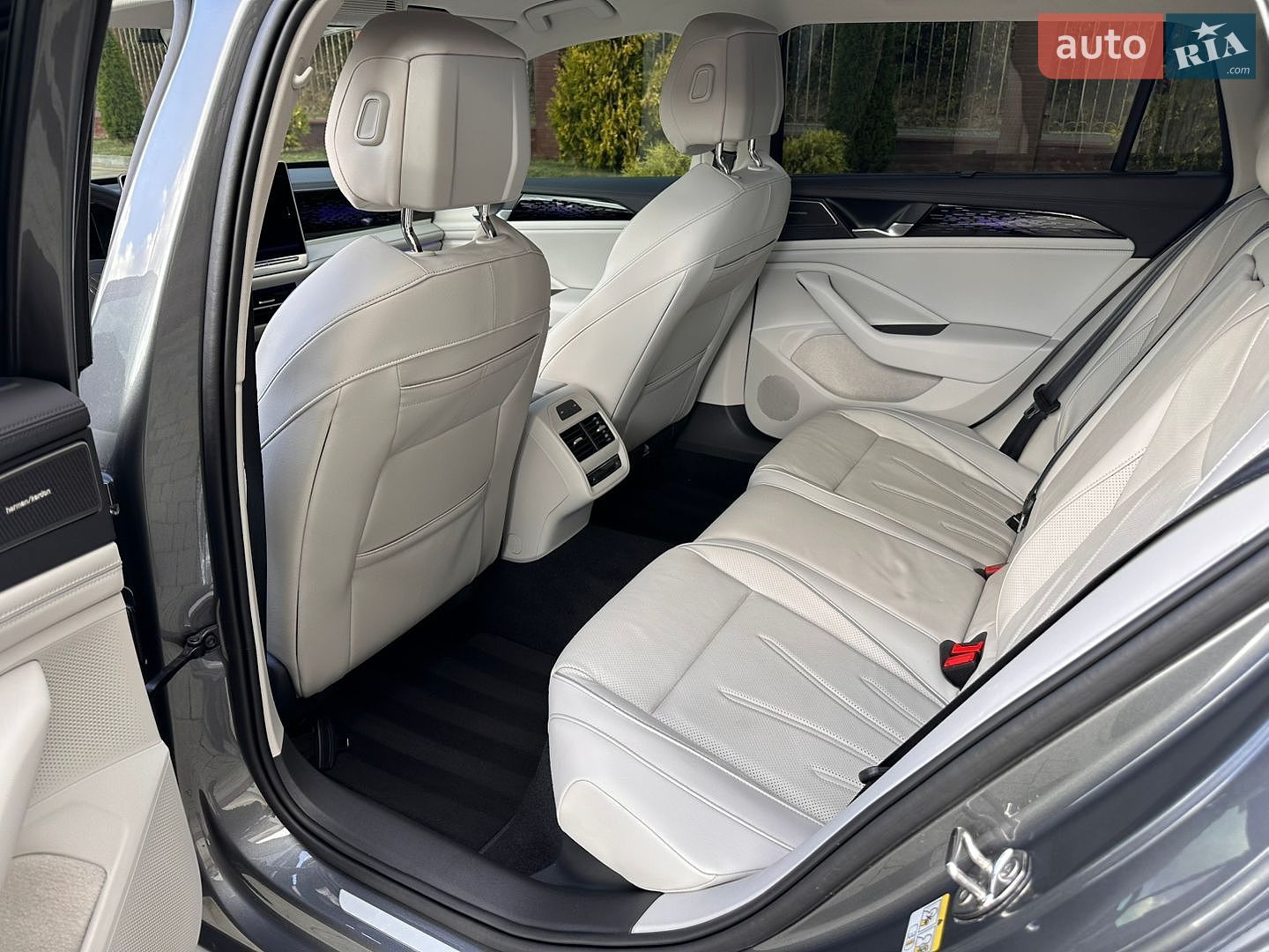 Volkswagen Passat 2025 VIN WVWZZZCJ4RD018870 фото оголошення 36 з 76