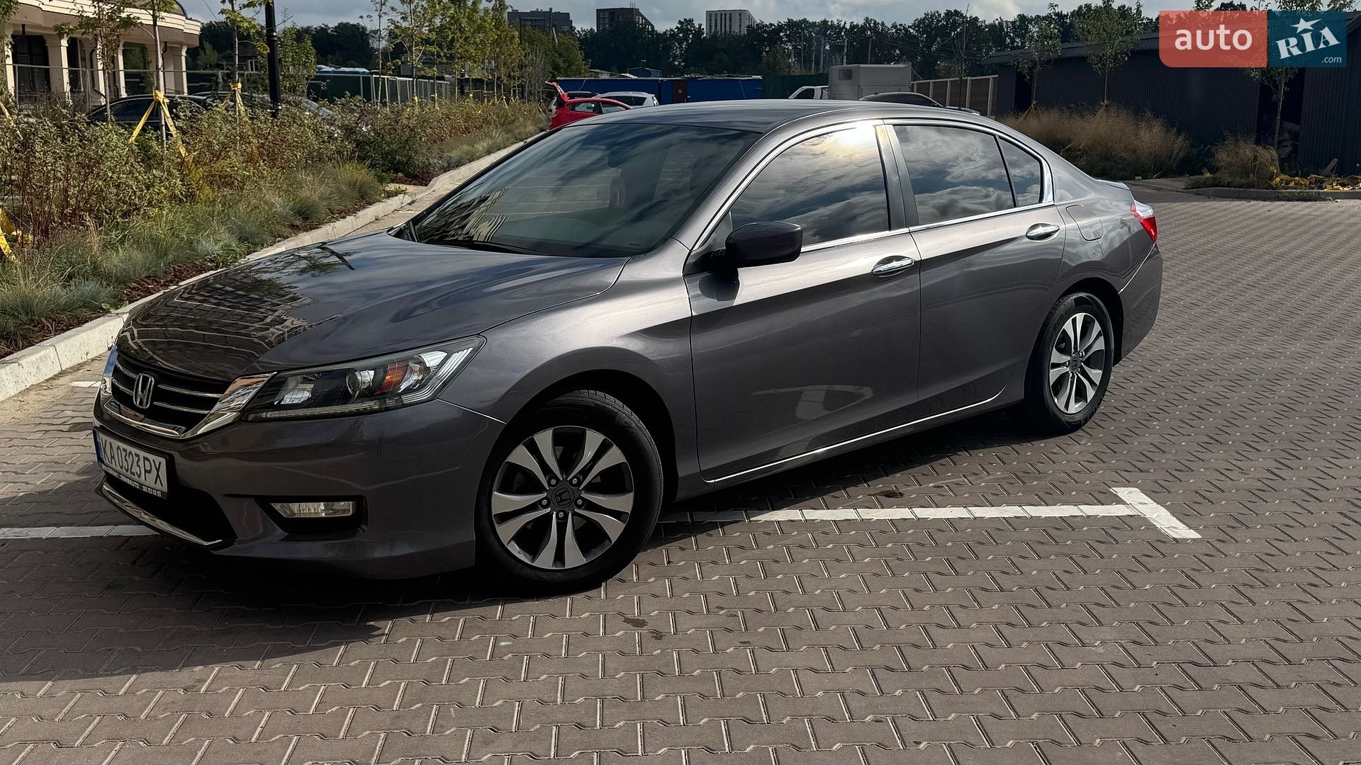 Honda Accord 2015 VIN 1HGCR2F32FA149692 фото оголошення 5 з 24