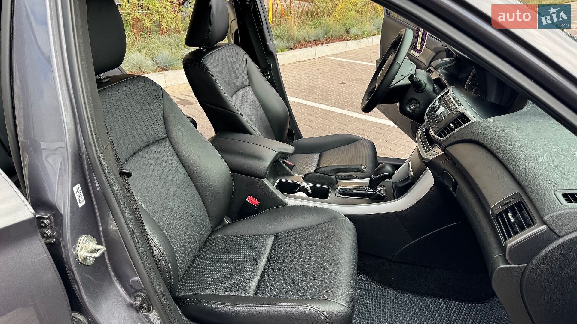 Honda Accord 2015 VIN 1HGCR2F32FA149692 фото оголошення 12 з 24