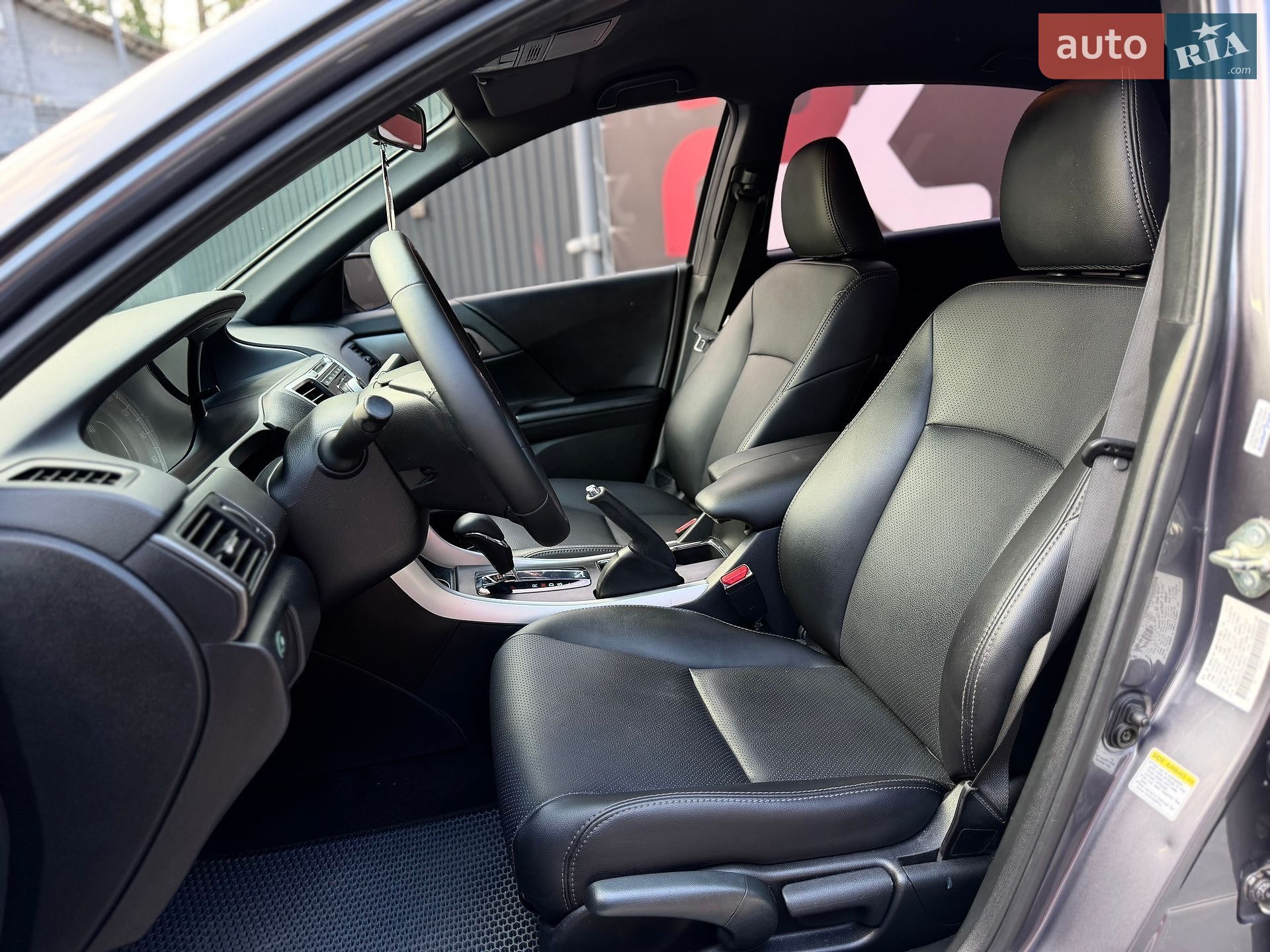Honda Accord 2015 VIN 1HGCR2F32FA149692 фото оголошення 19 з 24