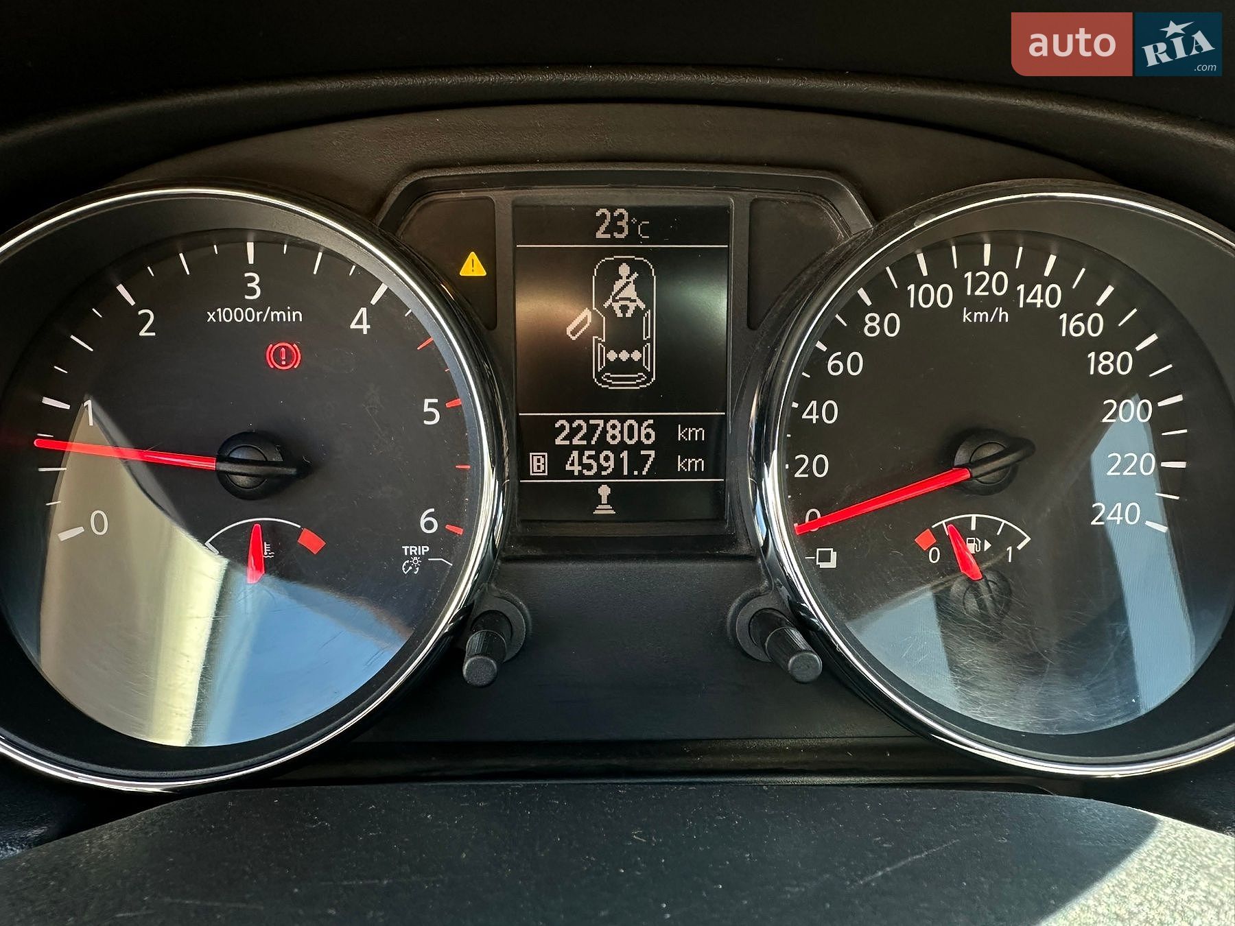 Nissan Qashqai 2012 VIN SJNFCAJ10U2476113 фото оголошення 24 з 32