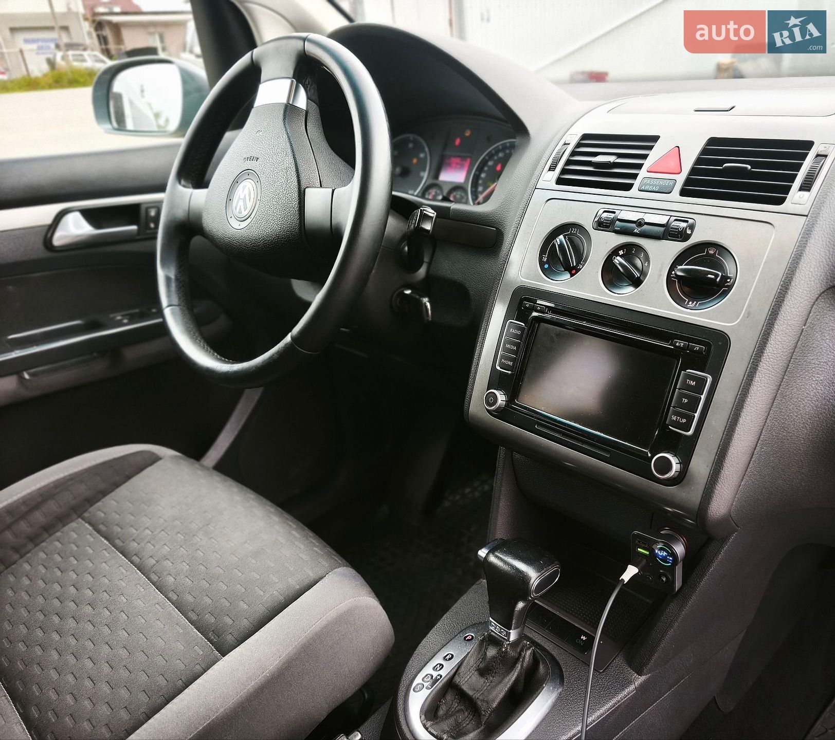 Volkswagen Touran 2009 VIN WVGZZZ1TZ9W105186 фото оголошення 6 з 9