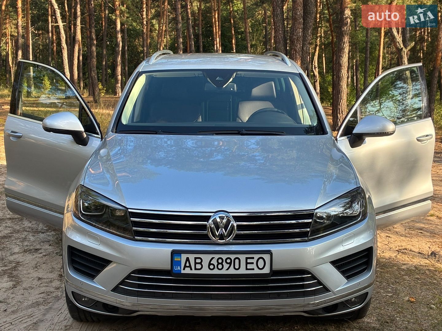 Volkswagen Touareg 2015 VIN WVGEP9BP7GD002472 фото оголошення 8 з 23