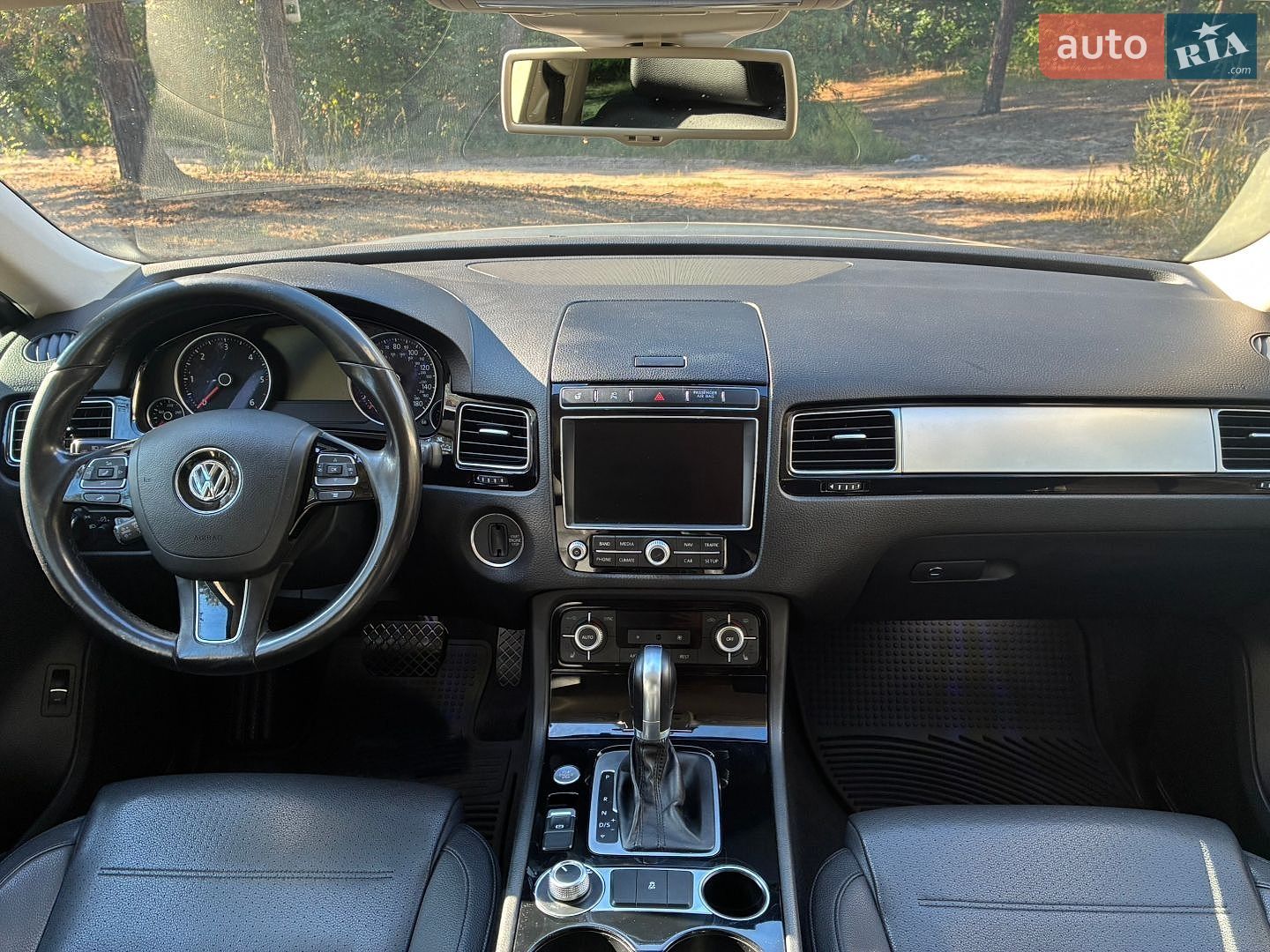 Volkswagen Touareg 2015 VIN WVGEP9BP7GD002472 фото оголошення 13 з 23
