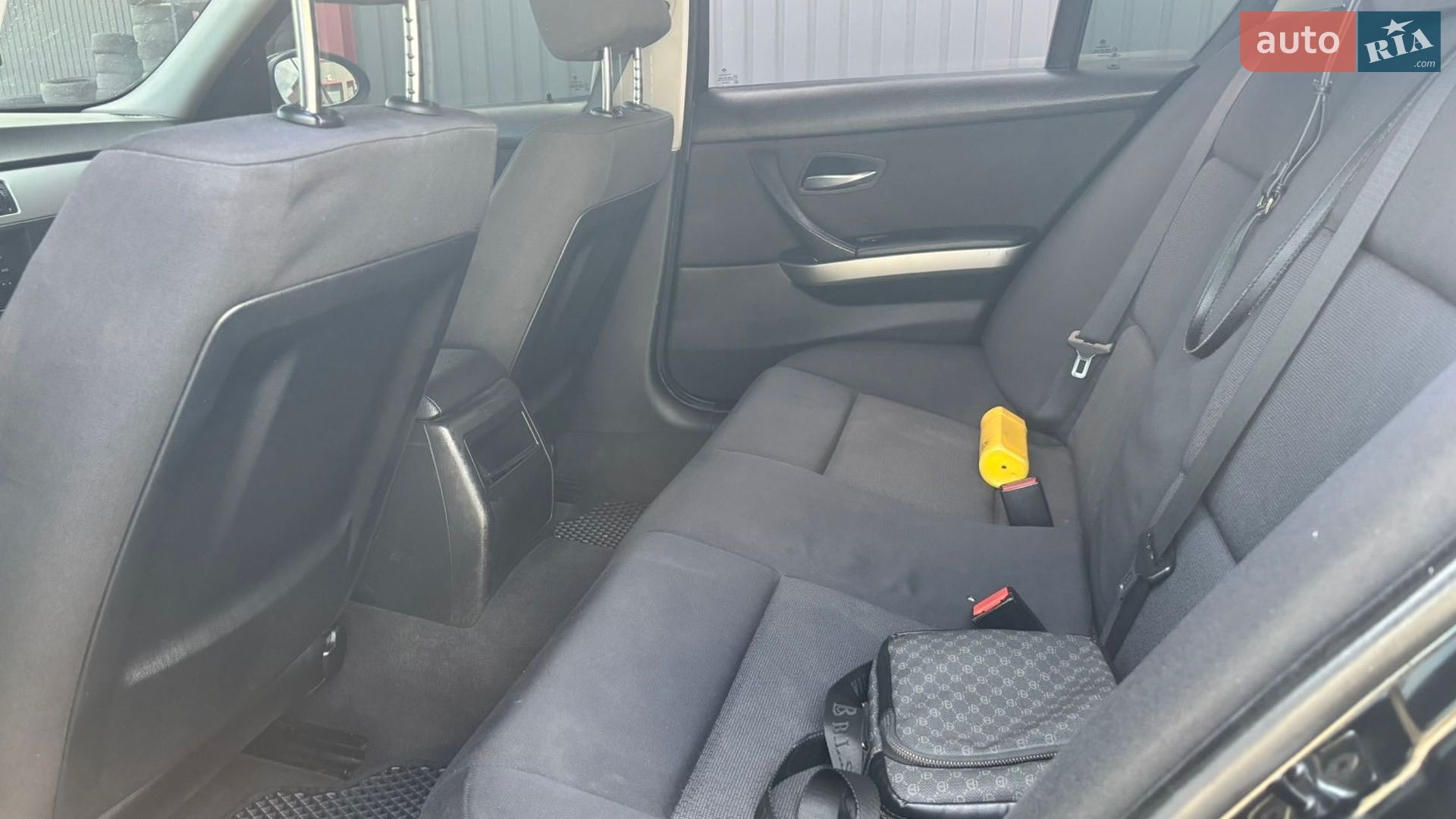 BMW 3 Series 2005 VIN WBAVA71000VA36445 фото оголошення 7 з 13