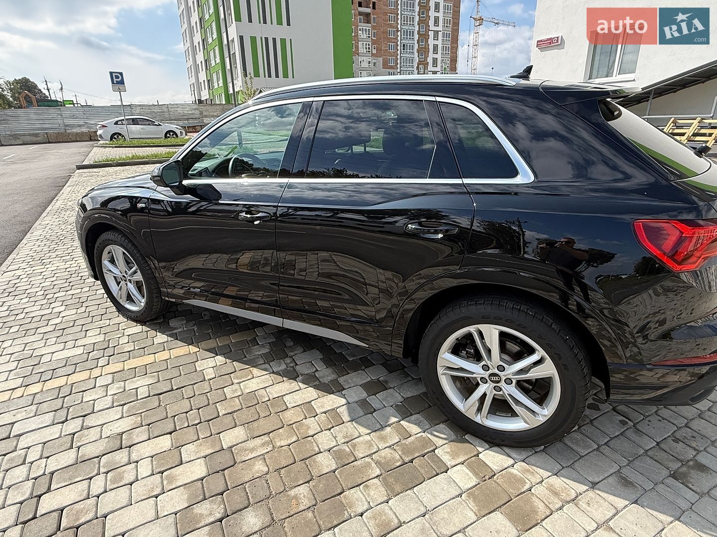 Audi Q3 2023 VIN WA1DECF30R1021583 фото оголошення 4 з 42