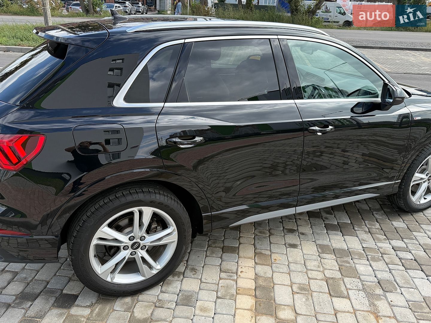 Audi Q3 2023 VIN WA1DECF30R1021583 фото оголошення 13 з 42
