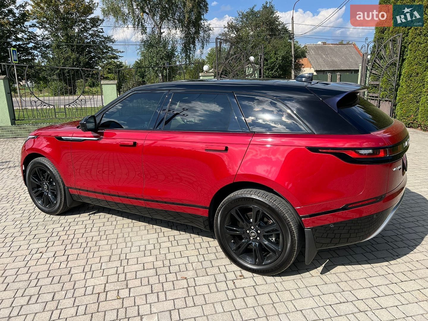 Land Rover Range Rover Velar 2021 VIN SALYJ2EX0MA305766 фото оголошення 10 з 72