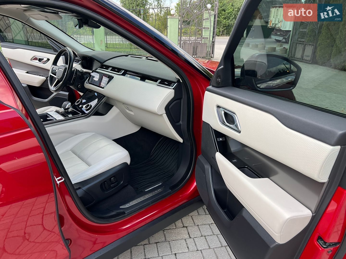 Land Rover Range Rover Velar 2021 VIN SALYJ2EX0MA305766 фото оголошення 34 з 72