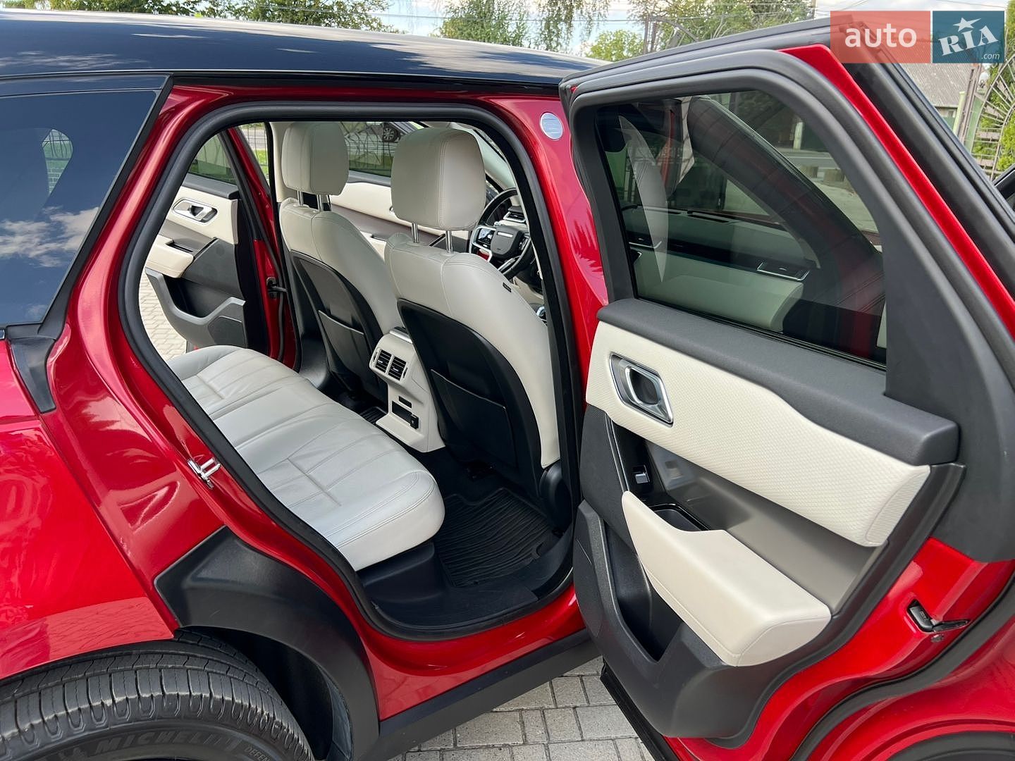 Land Rover Range Rover Velar 2021 VIN SALYJ2EX0MA305766 фото оголошення 35 з 72