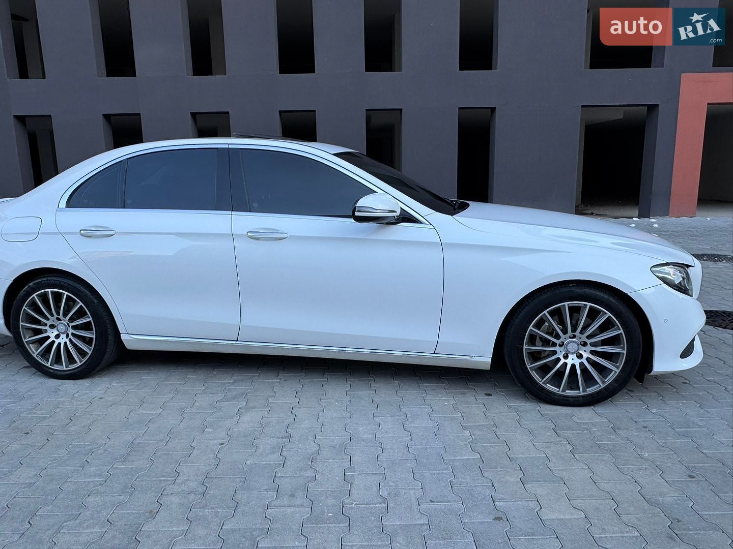 Mercedes-Benz E-Class 2016 VIN WDDZF0FBXHA187662 фото оголошення 15 з 56