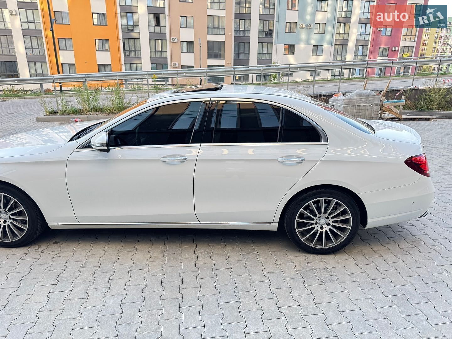 Mercedes-Benz E-Class 2016 VIN WDDZF0FBXHA187662 фото оголошення 17 з 56