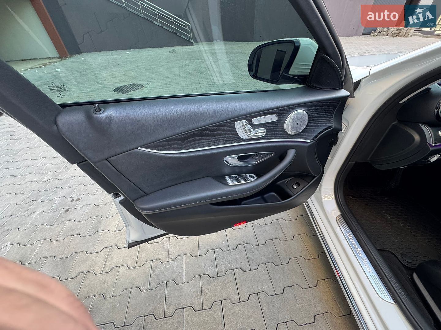 Mercedes-Benz E-Class 2016 VIN WDDZF0FBXHA187662 фото оголошення 48 з 56