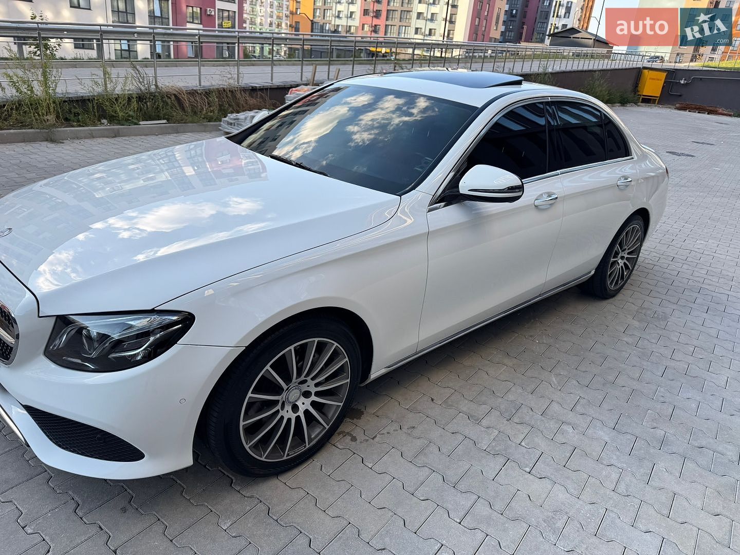 Mercedes-Benz E-Class 2016 VIN WDDZF0FBXHA187662 фото оголошення 18 з 56