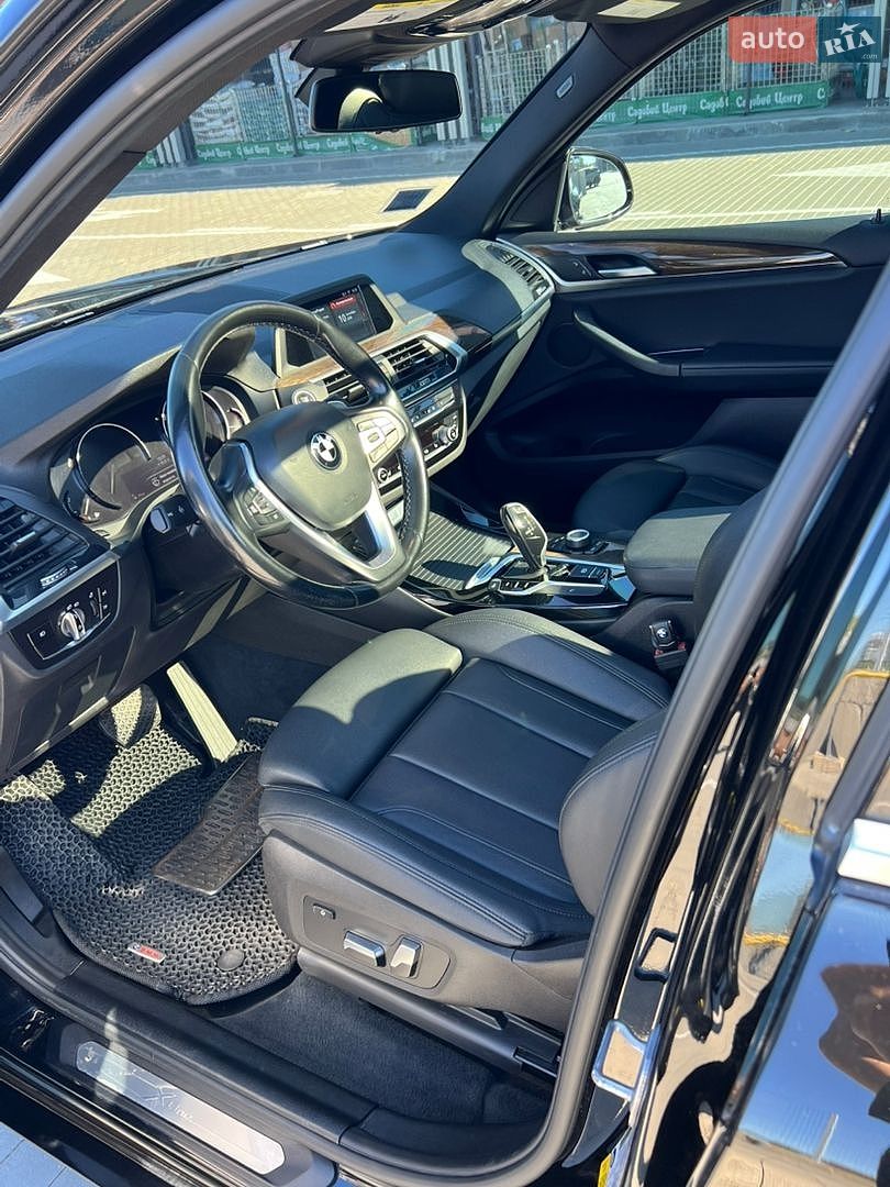 BMW X3 2019 VIN 5UXTR7C5XKLF36623 фото оголошення 12 з 16