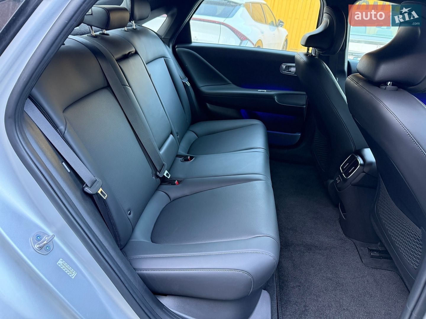 Hyundai Ioniq 6 2023 VIN KMHM34AA4PA041769 фото оголошення 15 з 28