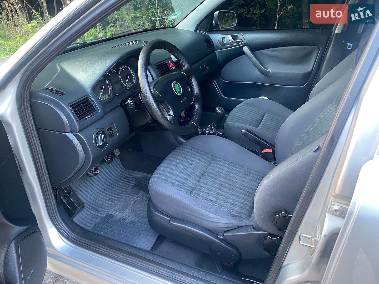 Skoda Octavia 2005 VIN TMBDX21U468838293 фото оголошення 16 з 22