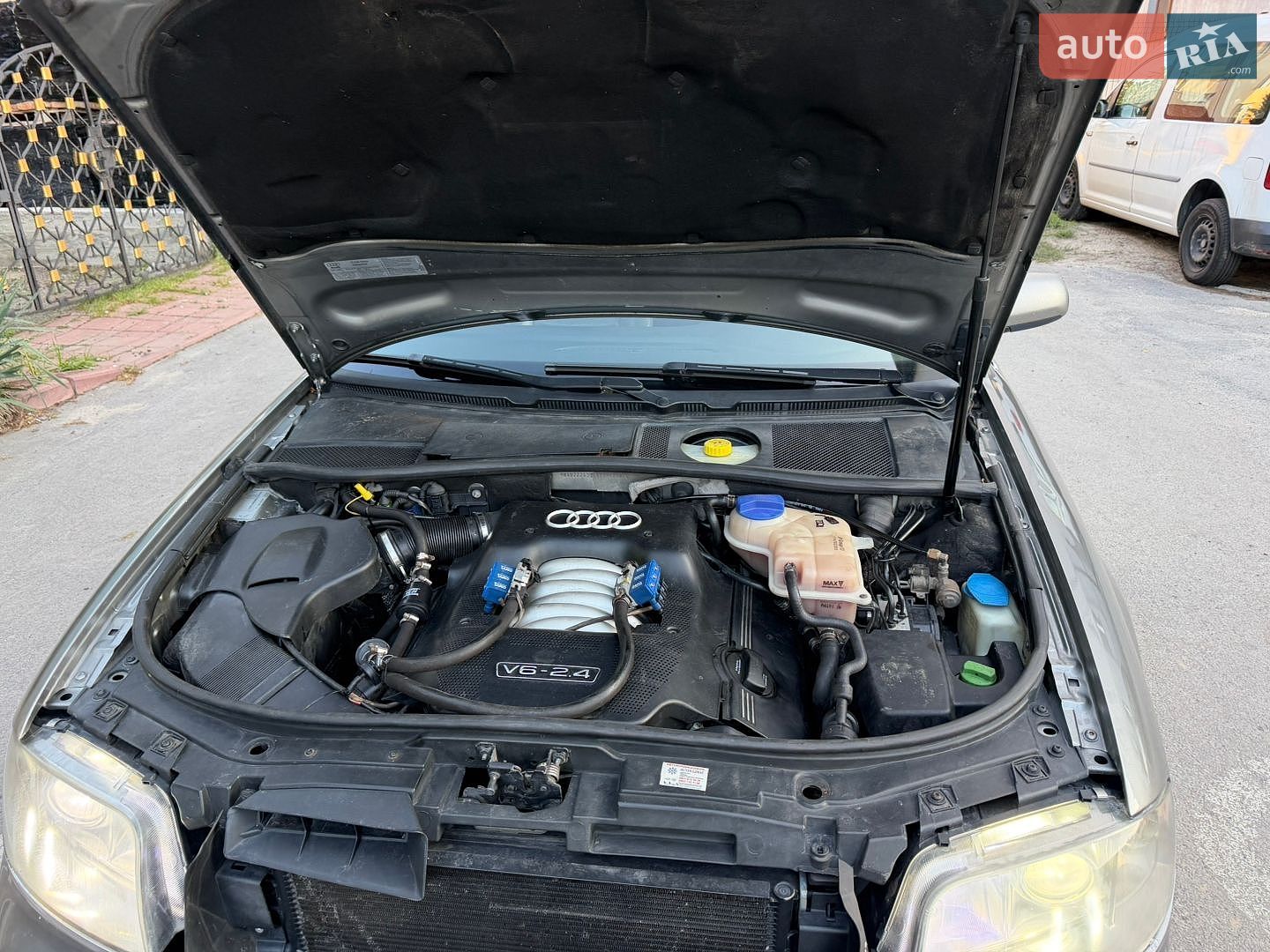 Audi A6 2003 VIN WAUZZZ4B84N018071 фото оголошення 4 з 29