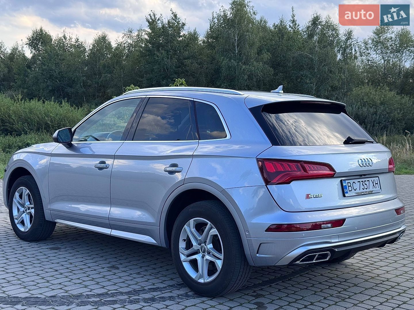 Audi Q5 2018 VIN WA1BNAFY4J2238074 фото оголошення 4 з 35