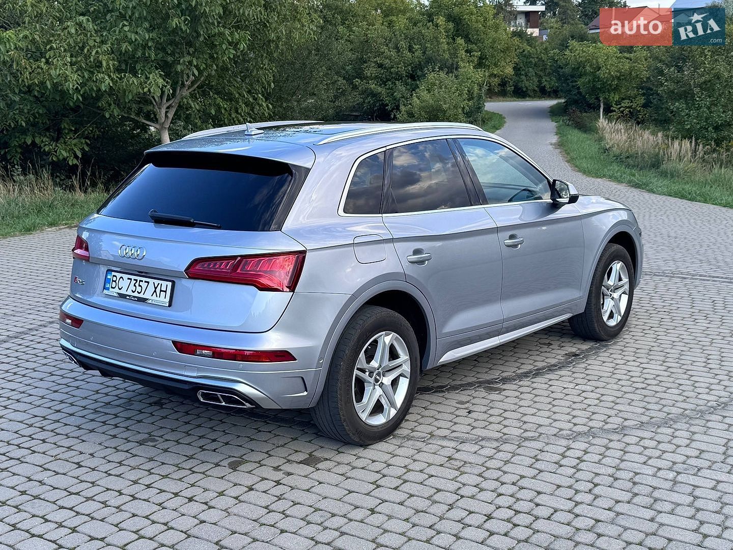 Audi Q5 2018 VIN WA1BNAFY4J2238074 фото оголошення 7 з 35