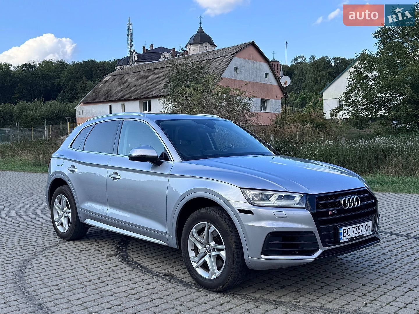 Audi Q5 2018 VIN WA1BNAFY4J2238074 фото оголошення 9 з 35