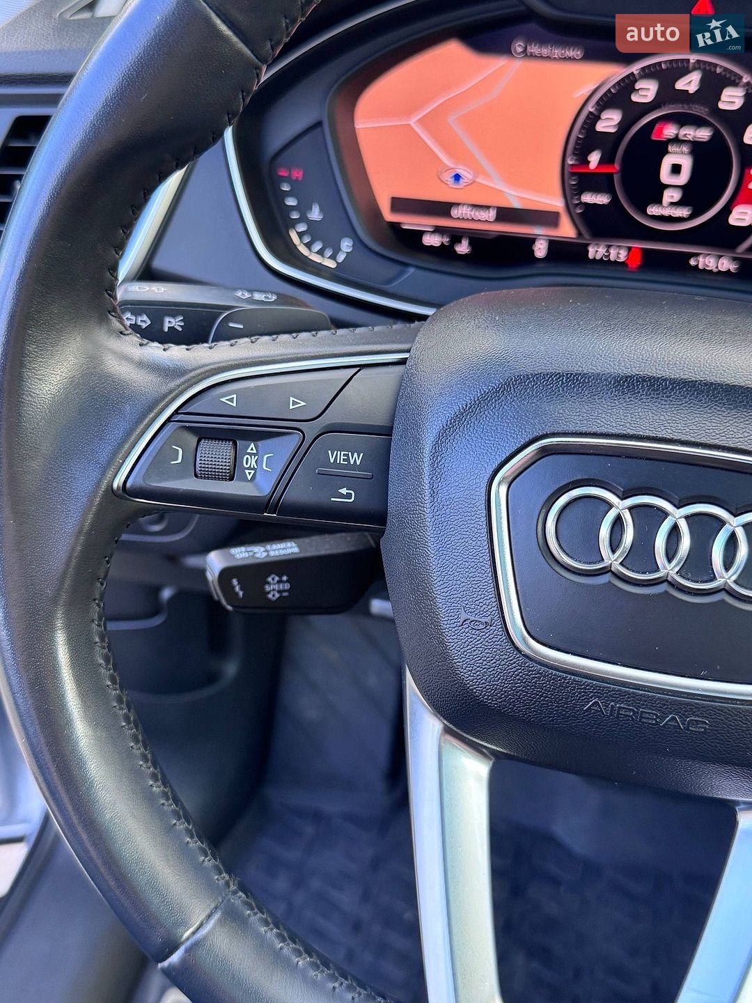 Audi Q5 2018 VIN WA1BNAFY4J2238074 фото оголошення 14 з 35
