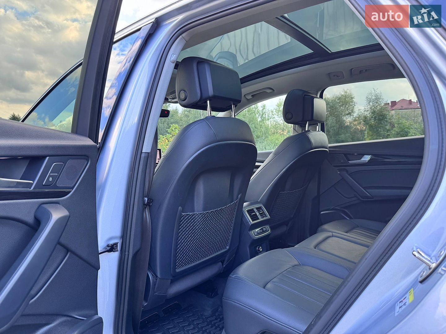 Audi Q5 2018 VIN WA1BNAFY4J2238074 фото оголошення 22 з 35