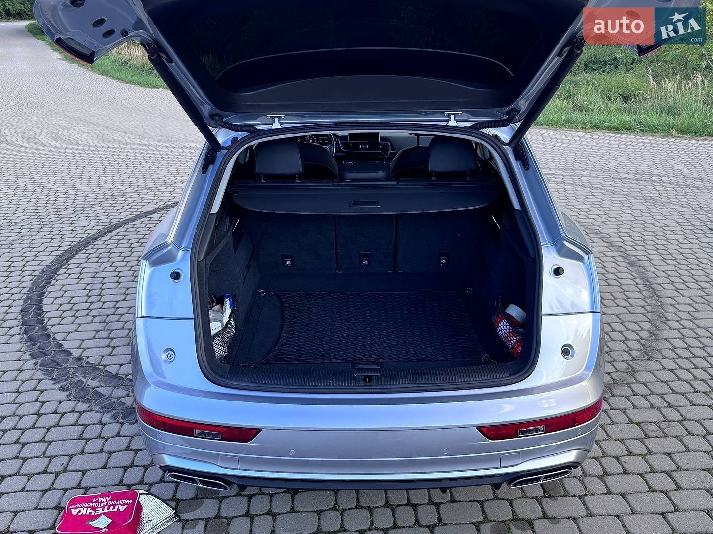 Audi Q5 2018 VIN WA1BNAFY4J2238074 фото оголошення 32 з 35