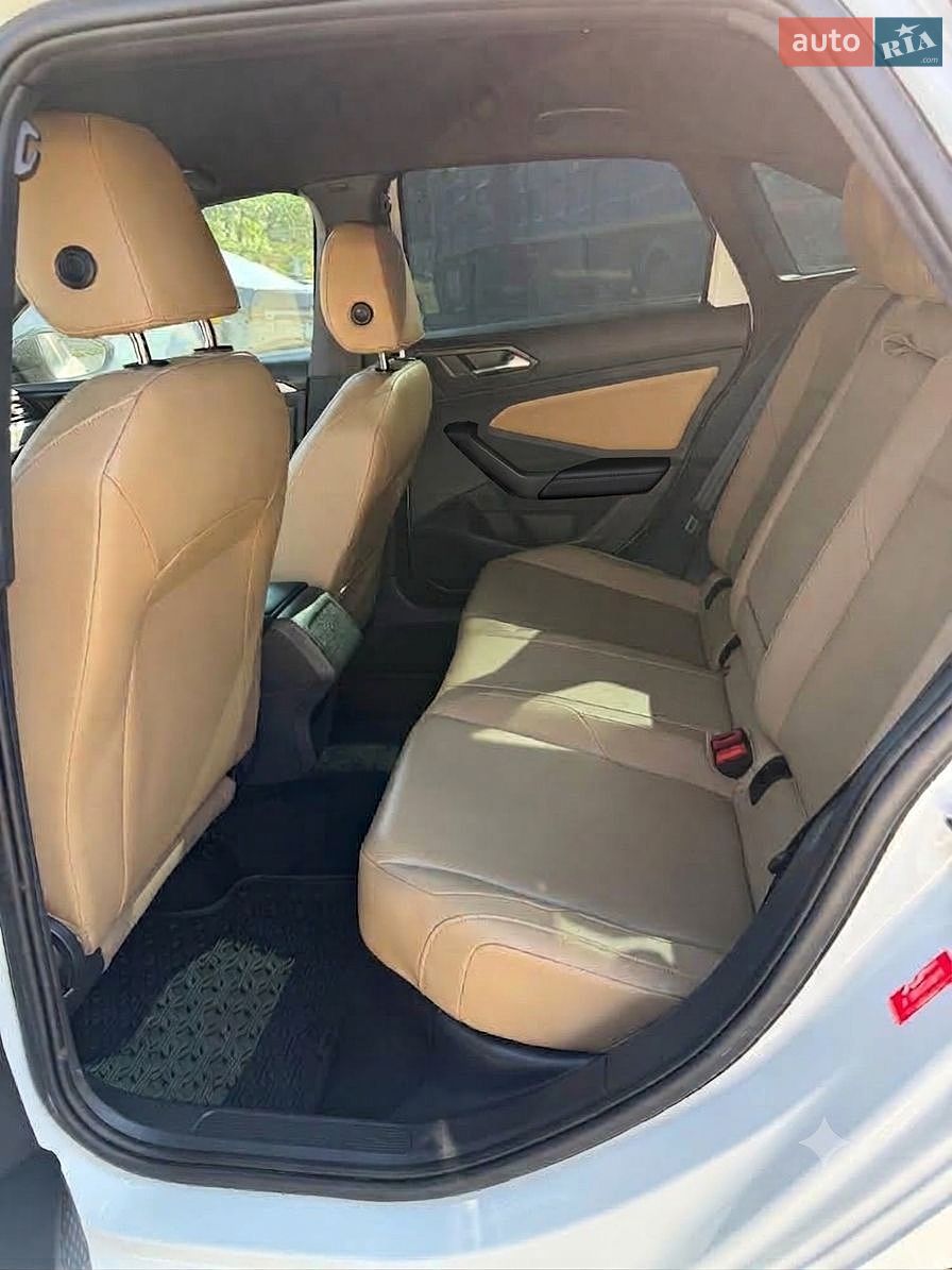 Volkswagen Jetta 2023 VIN 3VWBM7BU0PM055798 фото оголошення 4 з 14