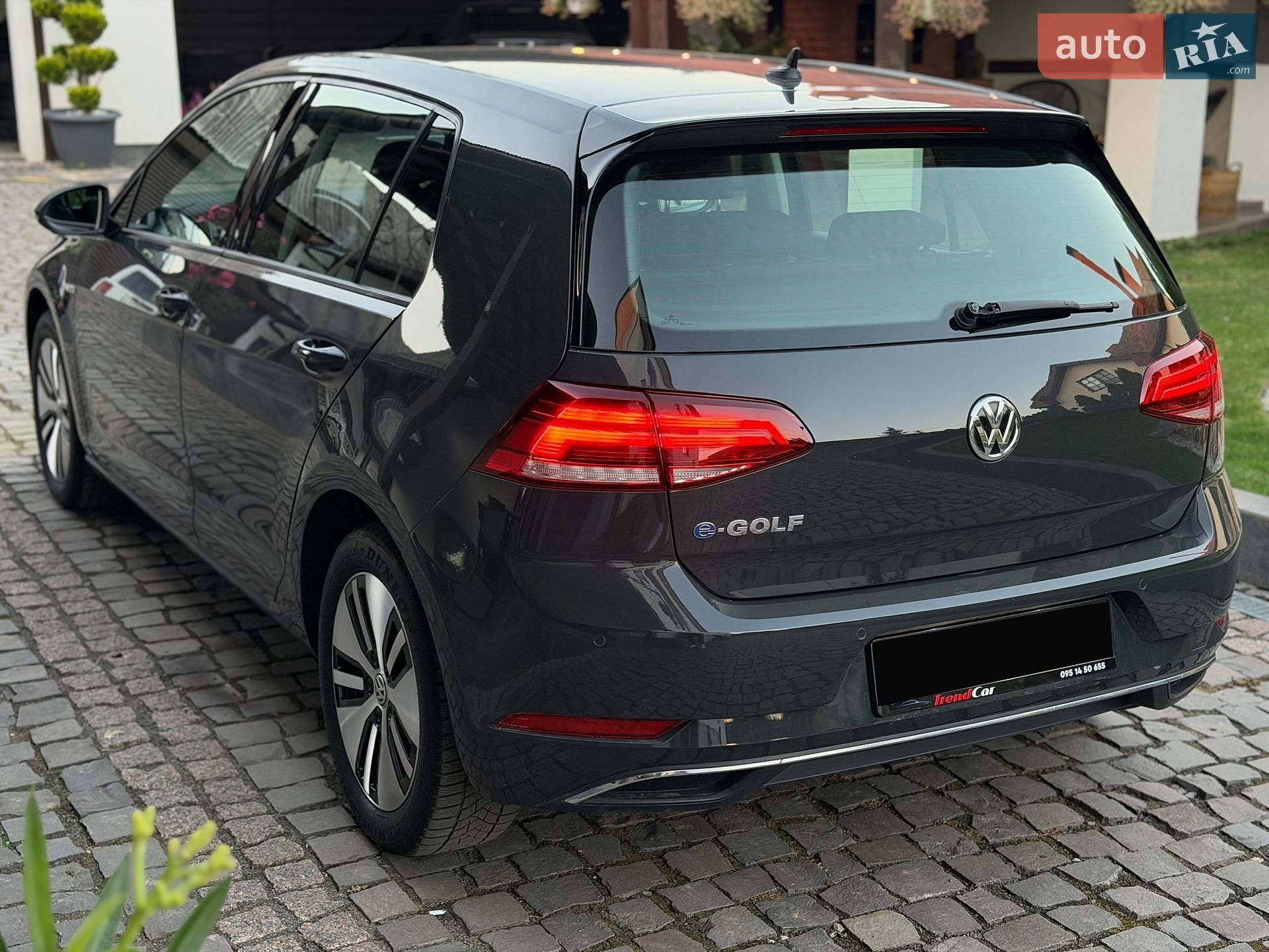 Volkswagen e-Golf 2020 VIN WVWZZZAUZLW912295 фото оголошення 5 з 27