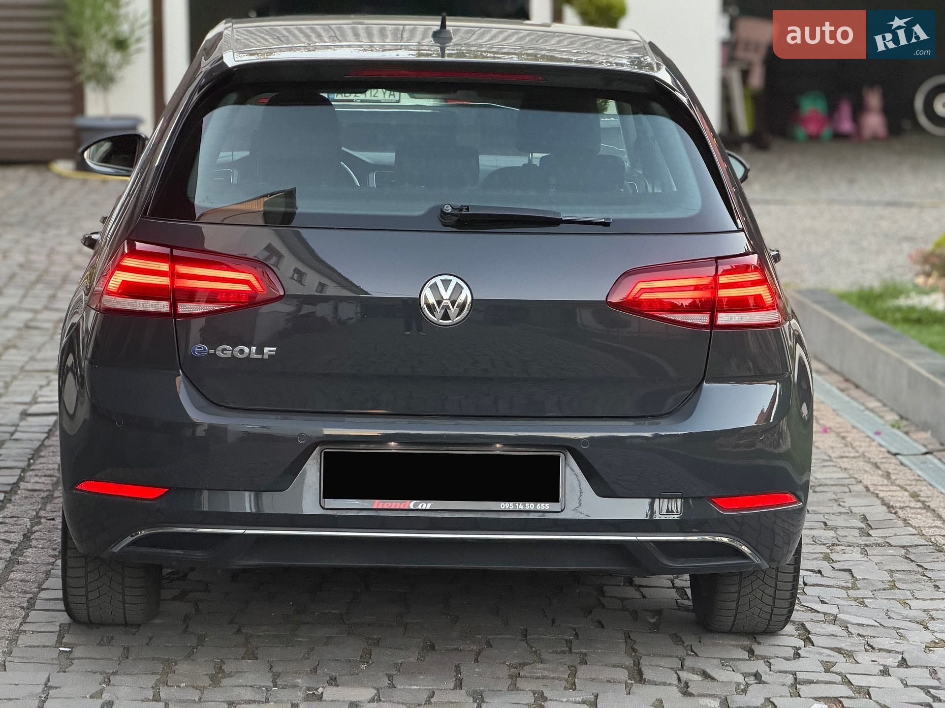 Volkswagen e-Golf 2020 VIN WVWZZZAUZLW912295 фото оголошення 7 з 27