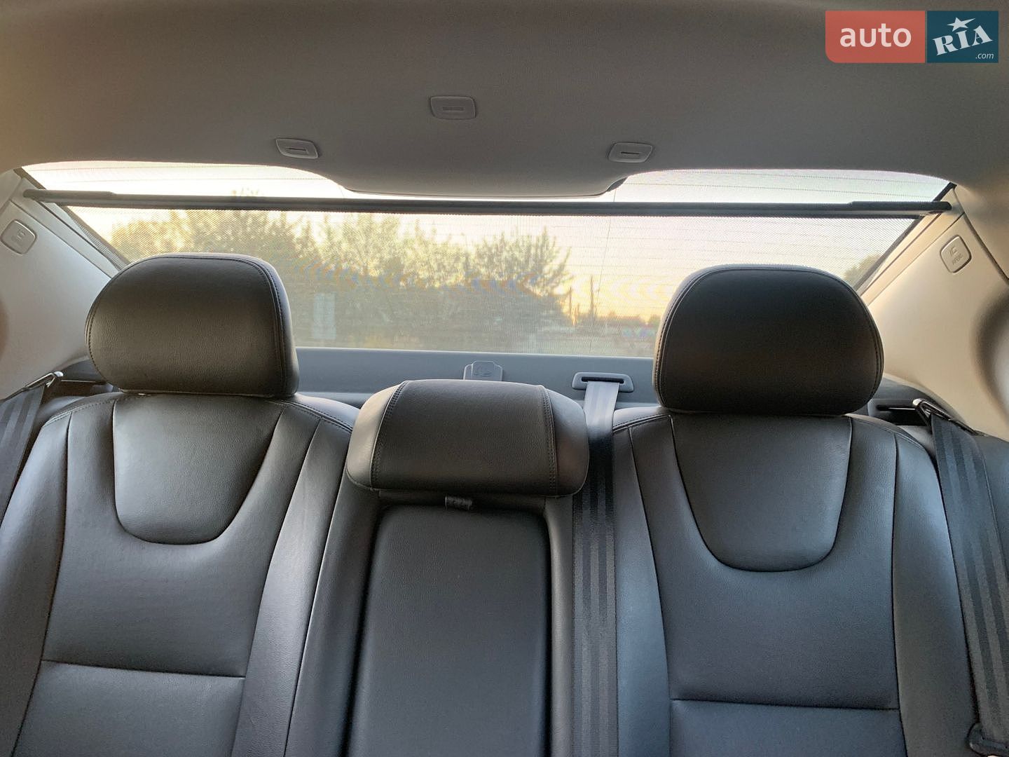 Volvo S60 2018 VIN LYV402TK2JB172805 фото оголошення 17 з 18