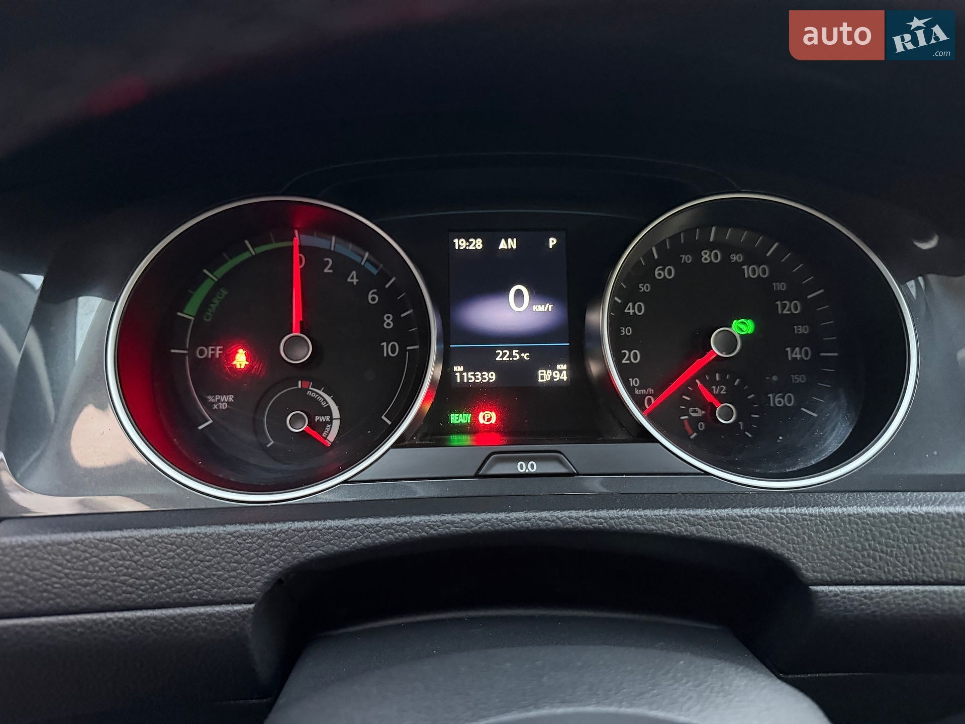 Volkswagen e-Golf 2020 VIN WVWZZZAUZLW912295 фото оголошення 19 з 27