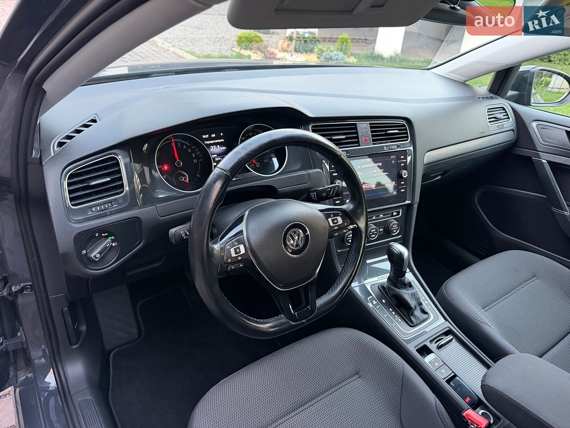 Volkswagen e-Golf 2020 VIN WVWZZZAUZLW912295 фото оголошення 18 з 27