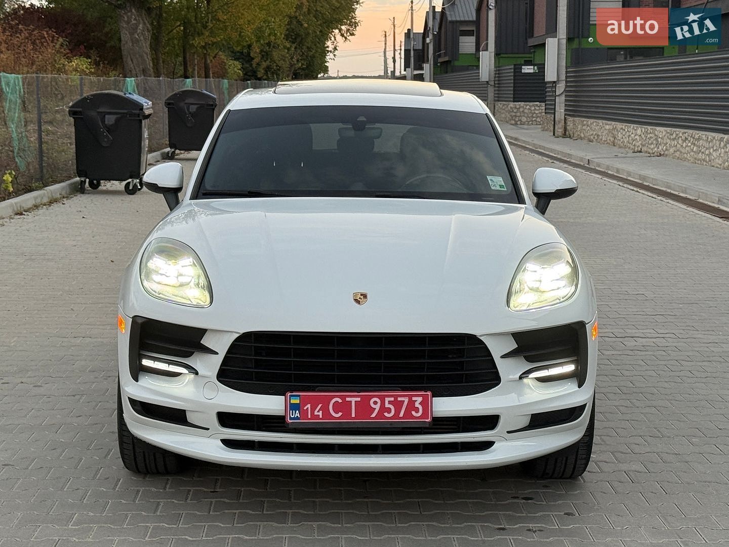 Porsche Macan 2020 VIN WP1AA2A50LLB03850 фото оголошення 6 з 38