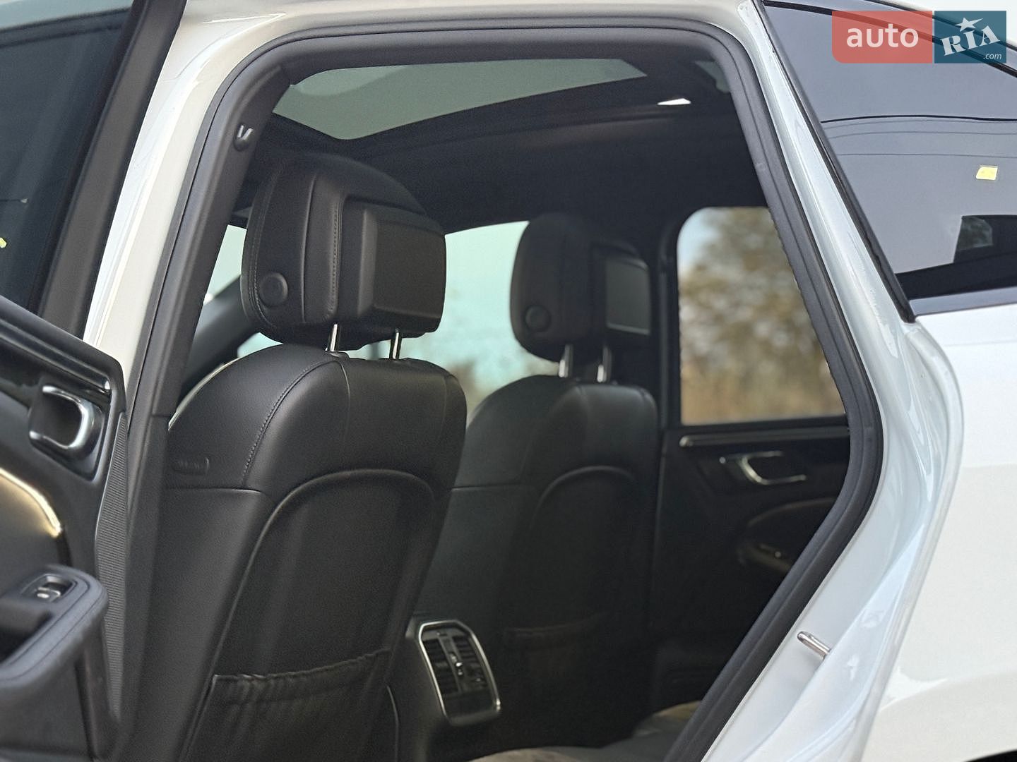 Porsche Macan 2020 VIN WP1AA2A50LLB03850 фото оголошення 25 з 38