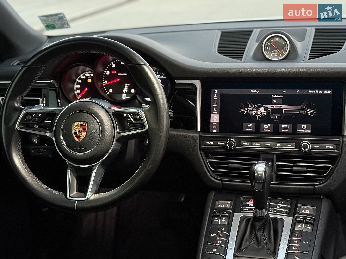 Porsche Macan 2020 VIN WP1AA2A50LLB03850 фото оголошення 31 з 38