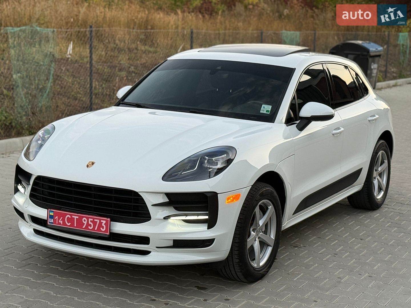 Porsche Macan 2020 VIN WP1AA2A50LLB03850 фото оголошення 35 з 38