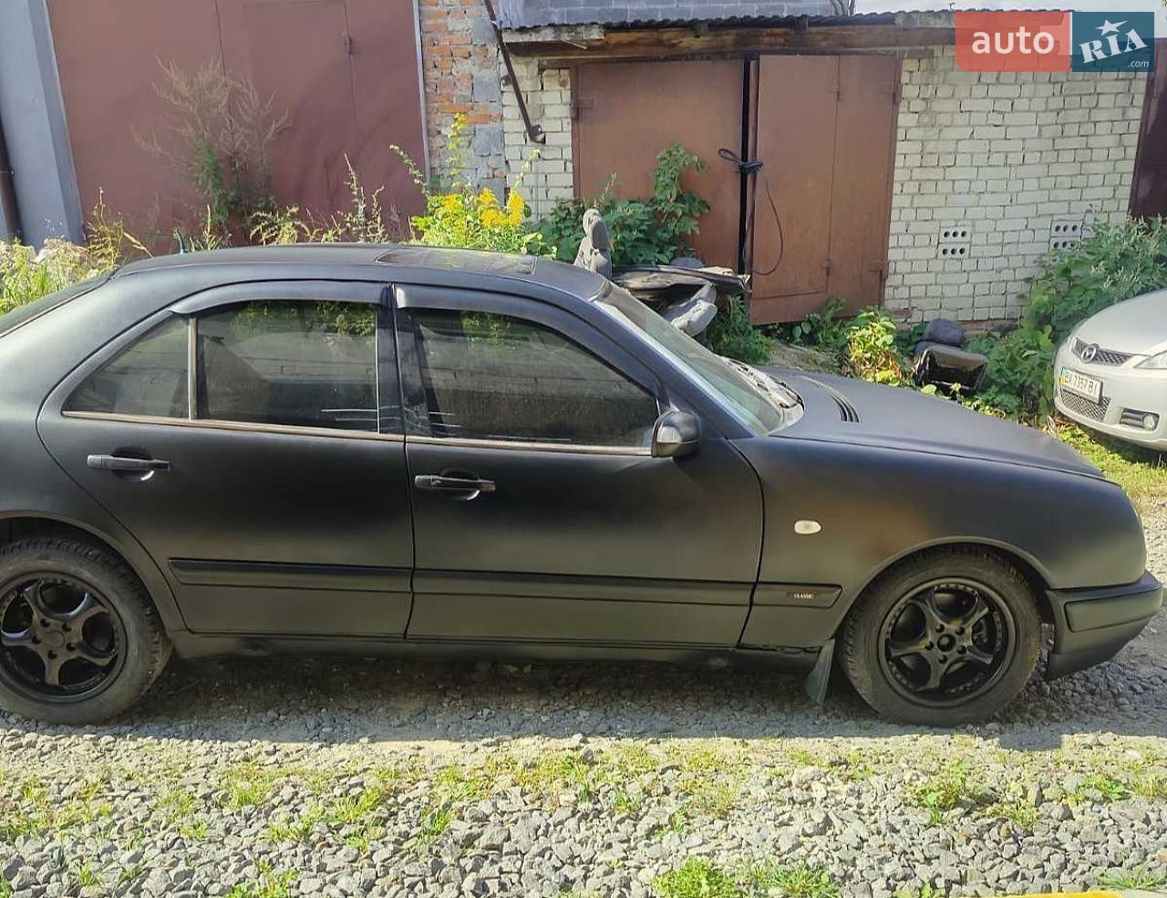 Mercedes-Benz E-Class 2000 VIN WDB2100351A894050 фото оголошення 3 з 23