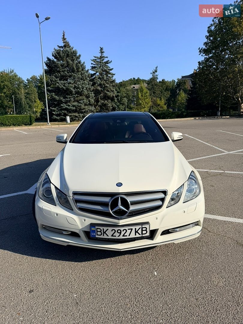 Mercedes-Benz E-Class 2011 VIN WDD2073471F111202 фото оголошення 2 з 31