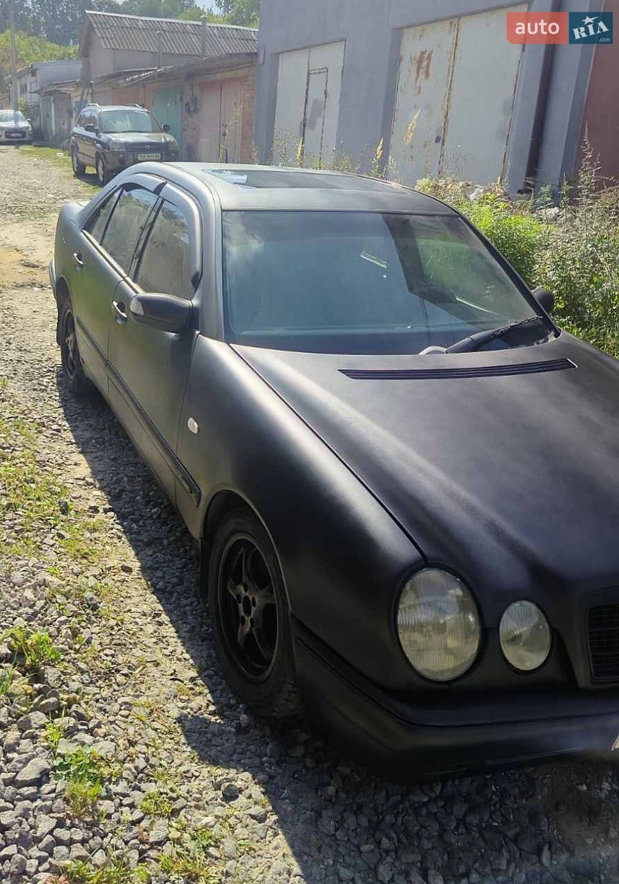 Mercedes-Benz E-Class 2000 VIN WDB2100351A894050 фото оголошення 13 з 23
