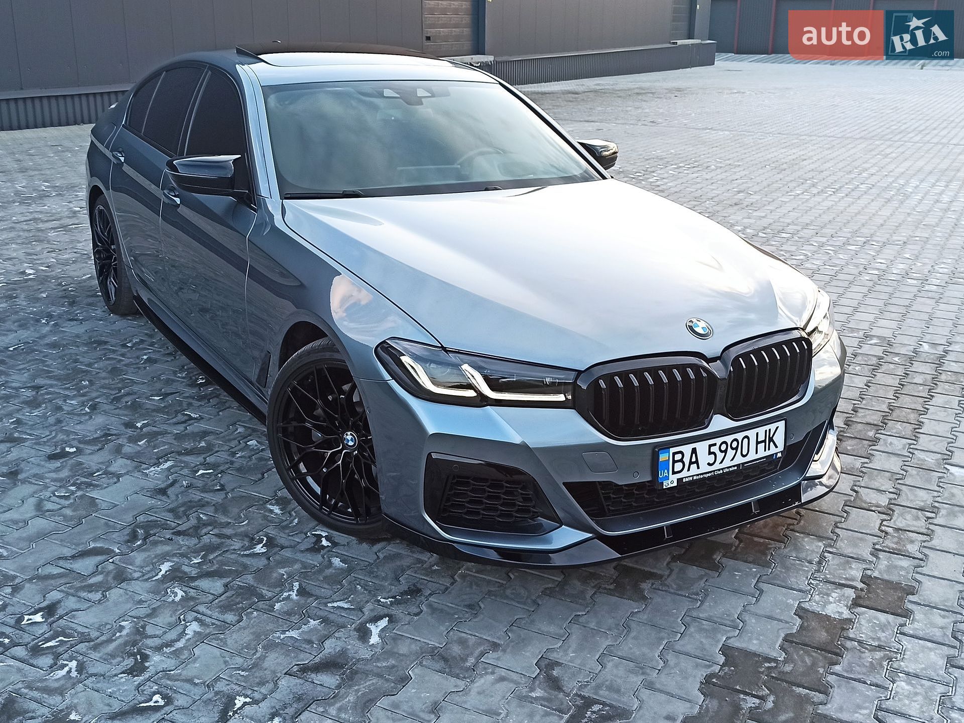BMW 5 Series 2018 VIN WBAJE7C59KWW10059 фото оголошення 7 з 23