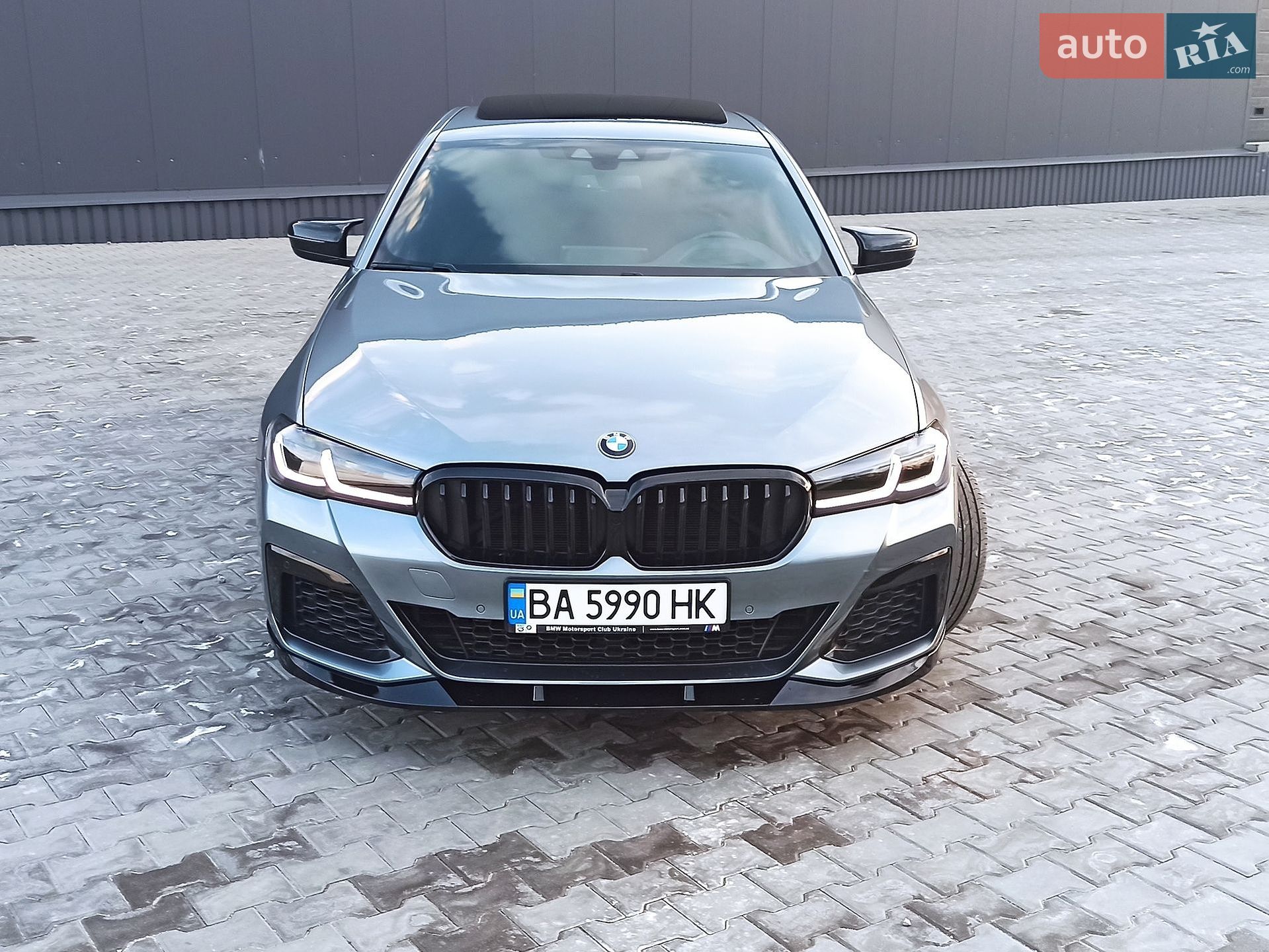 BMW 5 Series 2018 VIN WBAJE7C59KWW10059 фото оголошення 8 з 23