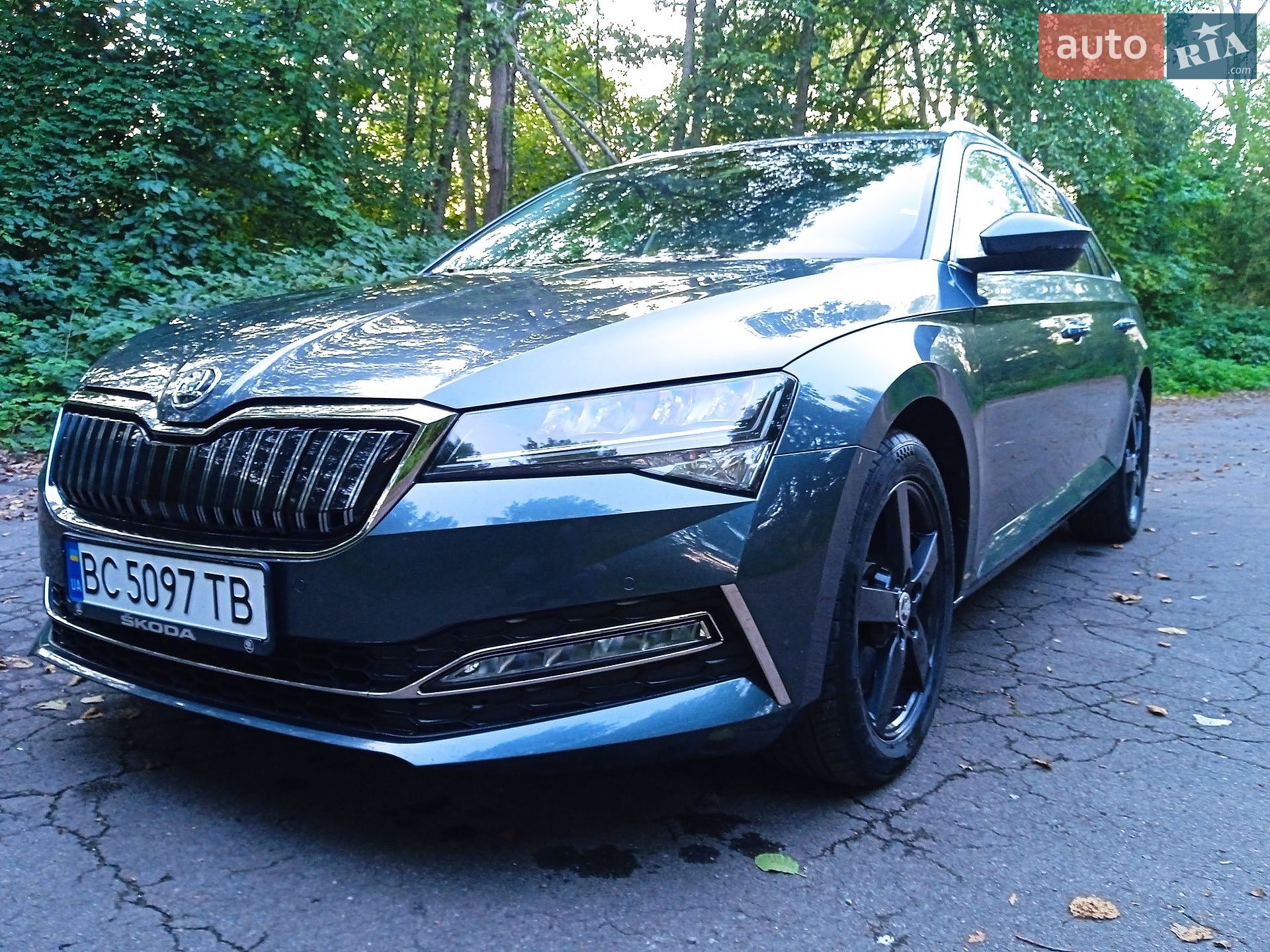 Skoda Superb 2020 VIN TMBJW7NP2L7059130 фото оголошення 4 з 51